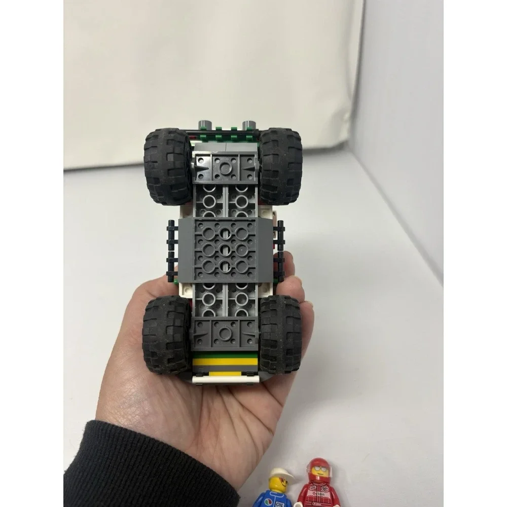 LEGO 60115 City: 4 x 4 Off Roader Octon Oil 2015 Release Retired As Is
